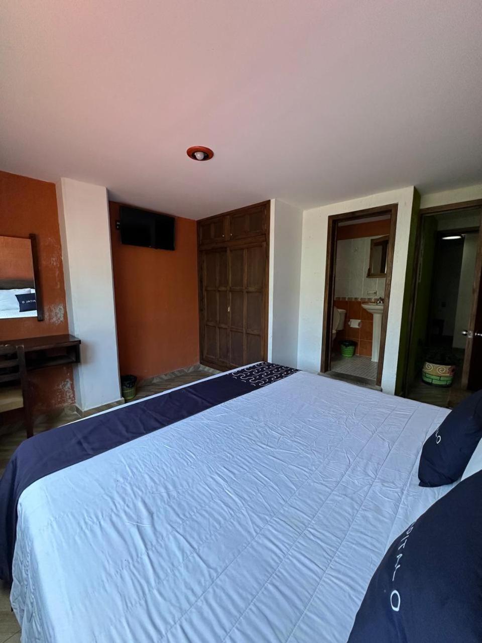 Marquez-Ote Aparthotel San Cristobal de las Casas Exterior photo